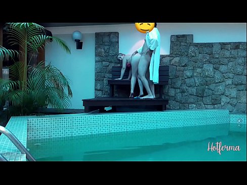 ❤️ Patron hizmetçiyi havuza davet eder ama bir sıcağa dayanamaz ☑ Seks videosu tr.sexera.ru ﹏